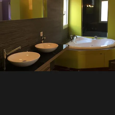 Le Al Bed and Breakfast Melide